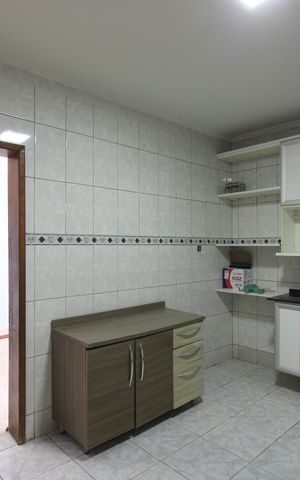 Casa de condomínio para alugar com 192m², 3 quartos e 2 vagasCozinha