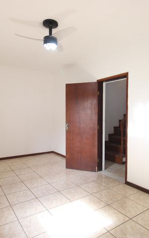 Casa de condomínio para alugar com 192m², 3 quartos e 2 vagasSuíte
