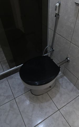 Casa de condomínio para alugar com 192m², 3 quartos e 2 vagasBanheiro da suíte