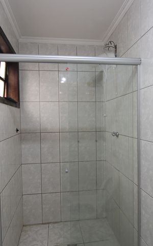 Casa de condomínio para alugar com 192m², 3 quartos e 2 vagasBanheiro
