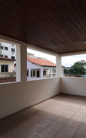 Casa de condomínio para alugar com 192m², 3 quartos e 2 vagasTerraço 