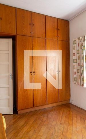Casa à venda com 156m², 2 quartos e 1 vaga