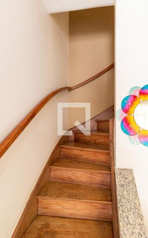 Casa à venda com 156m², 2 quartos e 1 vaga