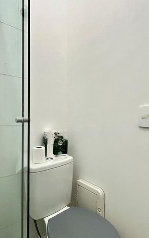 Apartamento à venda com 48m², 2 quartos e sem vaga Apartamento à venda com 48m², 2 quartos e sem vagaBanheiro