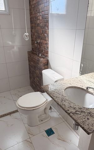 Apartamento à venda com 74m², 3 quartos e 1 vagaBanheiro da Suíte