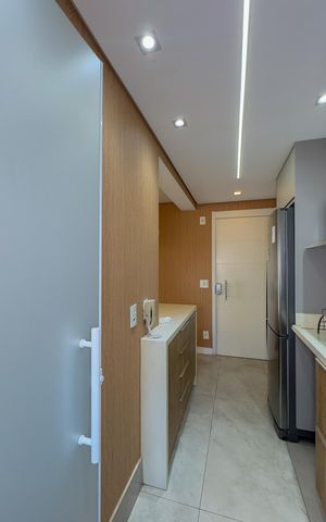 Apartamento à venda com 92m², 2 quartos e 2 vagasCozinha e Área de Serviço