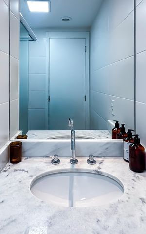 Studio para alugar com 26m², 1 quarto e sem vaga Studio para alugar com 26m², 1 quarto e sem vagaBanheiro social