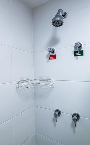 Studio para alugar com 26m², 1 quarto e sem vaga Studio para alugar com 26m², 1 quarto e sem vagaBanheiro social