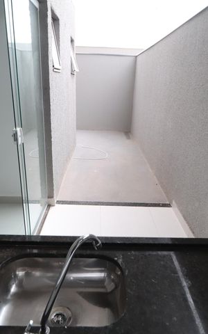 Apartamento para alugar com 73m², 2 quartos e 1 vagaÁrea externa