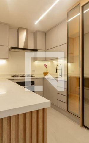 Apartamento à venda com 124m², 3 quartos e 1 vaga