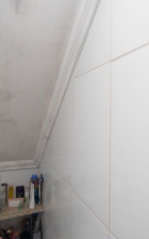 Casa à venda com 125m², 4 quartos e sem vaga Casa à venda com 125m², 4 quartos e sem vagaBanheiro casa 1