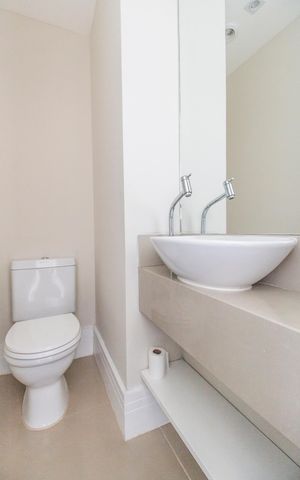 Apartamento à venda com 80m², 2 quartos e 2 vagasLavabo