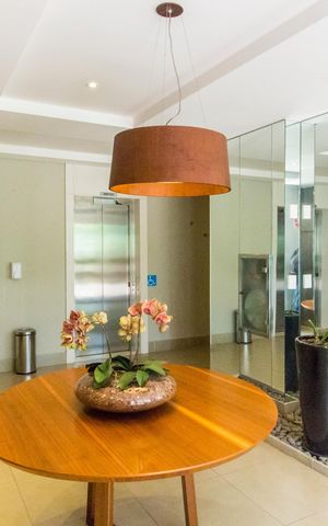 Apartamento à venda com 80m², 2 quartos e 2 vagasHall de entrada