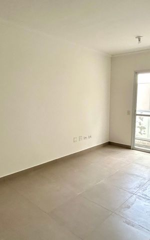 Apartamento à venda com 53m², 2 quartos e 1 vaga Apartamento à venda com 53m², 2 quartos e 1 vagaSala