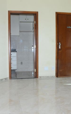 Apartamento à venda com 70m², 3 quartos e 1 vaga Apartamento à venda com 70m², 3 quartos e 1 vagaSala