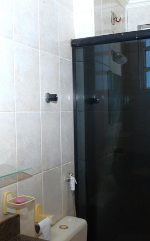 Apartamento à venda com 70m², 3 quartos e 1 vaga Apartamento à venda com 70m², 3 quartos e 1 vagaBanheiro da Suíte