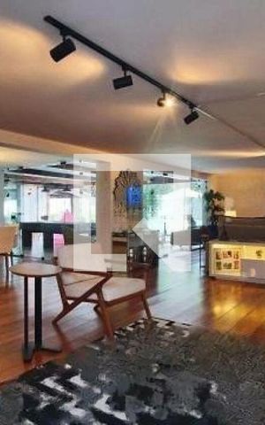 Casa à venda com 460m², 4 quartos e 6 vagas