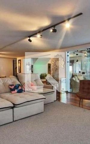 Casa à venda com 460m², 4 quartos e 6 vagas