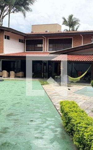 Casa à venda com 460m², 4 quartos e 6 vagas