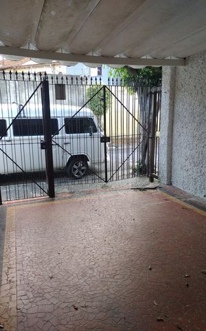 Casa à venda com 130m², 3 quartos e 1 vaga