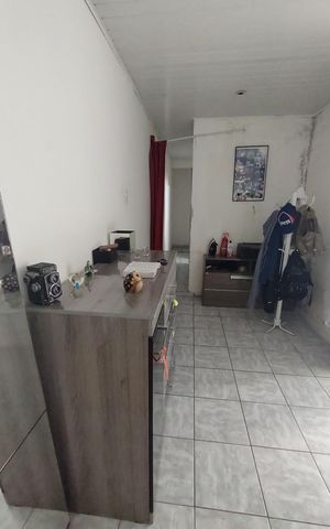 Casa à venda com 130m², 3 quartos e 1 vaga