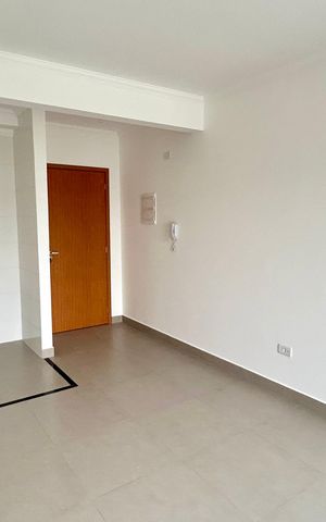 Apartamento à venda com 53m², 2 quartos e 1 vaga Apartamento à venda com 53m², 2 quartos e 1 vagaSala