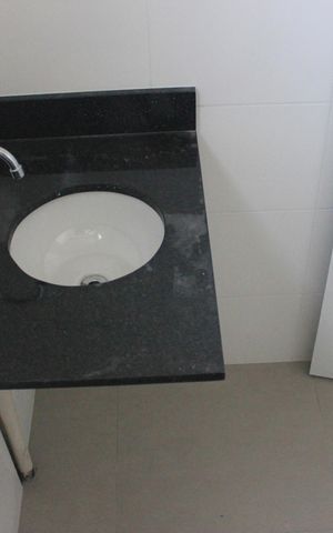 Apartamento à venda com 53m², 2 quartos e 1 vagaBanheiro social 