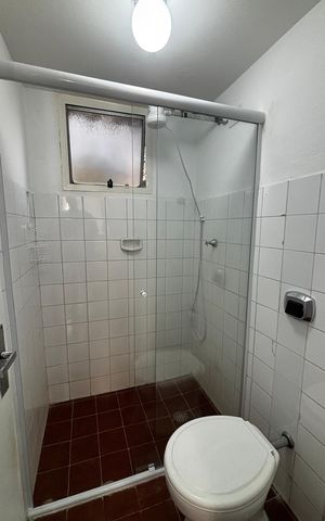 Apartamento à venda com 52m², 2 quartos e 1 vaga Apartamento à venda com 52m², 2 quartos e 1 vagaBanheiro