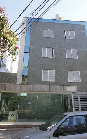 Apartamento à venda com 147m², 2 quartos e 3 vagasFachada