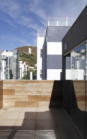 Apartamento à venda com 147m², 2 quartos e 3 vagasCobertura