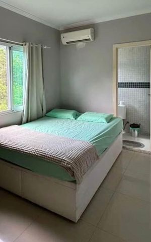 Studio para alugar com 128m², 4 quartos e 3 vagas Studio para alugar com 128m², 4 quartos e 3 vagasQuarto