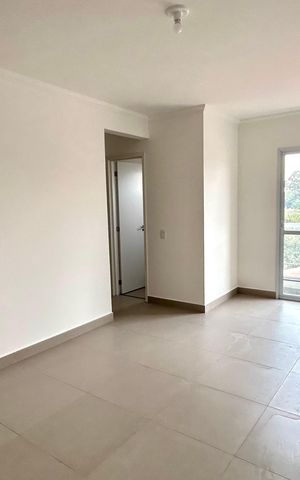 Apartamento à venda com 53m², 2 quartos e 1 vaga Apartamento à venda com 53m², 2 quartos e 1 vagaSala