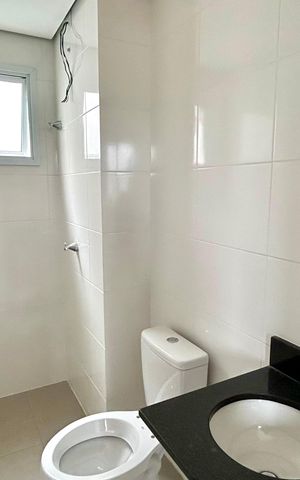 Apartamento à venda com 53m², 2 quartos e 1 vaga Apartamento à venda com 53m², 2 quartos e 1 vagaBanheiro da Suíte