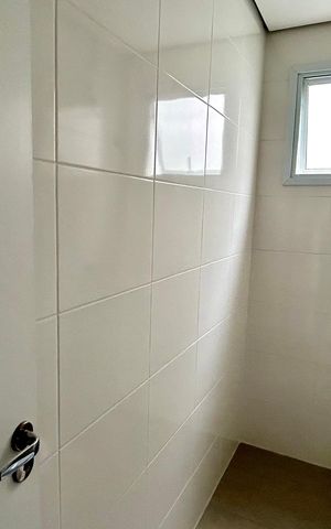 Apartamento à venda com 53m², 2 quartos e 1 vaga Apartamento à venda com 53m², 2 quartos e 1 vagaBanheiro da Suíte
