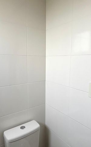 Apartamento à venda com 53m², 2 quartos e 1 vaga Apartamento à venda com 53m², 2 quartos e 1 vagaBanheiro 1