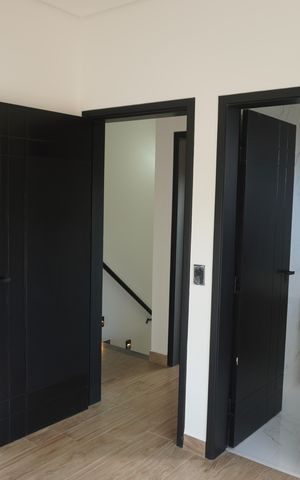 Casa de condomínio à venda com 220m², 3 quartos e 2 vagasSuite 2