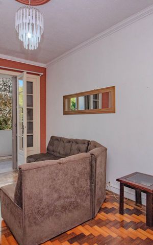 Apartamento à venda com 75m², 2 quartos e sem vaga Apartamento à venda com 75m², 2 quartos e sem vagaSala de Estar