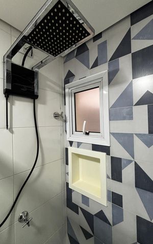 Apartamento à venda com 55m², 2 quartos e 1 vaga Apartamento à venda com 55m², 2 quartos e 1 vagaBanheiro