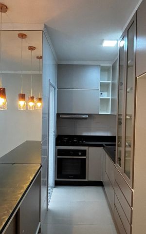 Apartamento à venda com 55m², 2 quartos e 1 vaga Apartamento à venda com 55m², 2 quartos e 1 vagaCozinha