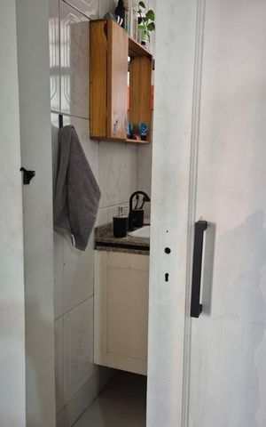 Apartamento à venda com 75m², 2 quartos e sem vagaCorredor
