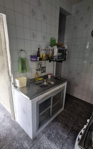 Casa à venda com 100m², 2 quartos e sem vaga