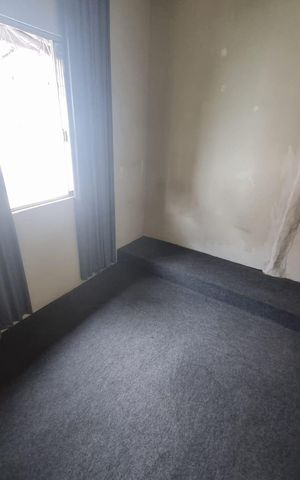 Casa à venda com 100m², 2 quartos e sem vaga