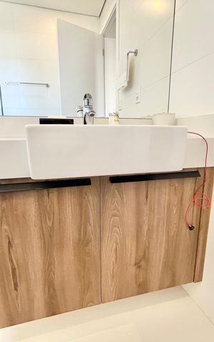 Apartamento à venda com 297m², 4 quartos e 5 vagas Apartamento à venda com 297m², 4 quartos e 5 vagasBanheiro da Suíte 4