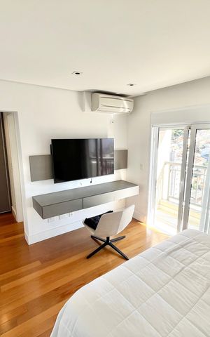 Apartamento à venda com 297m², 4 quartos e 5 vagas Apartamento à venda com 297m², 4 quartos e 5 vagasQuarto 2 - Suíte