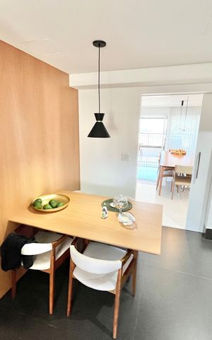 Apartamento à venda com 297m², 4 quartos e 5 vagas Apartamento à venda com 297m², 4 quartos e 5 vagasCozinha