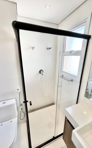 Apartamento à venda com 297m², 4 quartos e 5 vagas Apartamento à venda com 297m², 4 quartos e 5 vagasBanheiro da Suíte 4