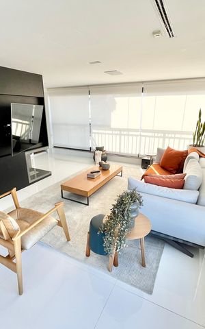 Apartamento à venda com 297m², 4 quartos e 5 vagas Apartamento à venda com 297m², 4 quartos e 5 vagasVaranda gourmet