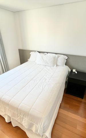 Apartamento à venda com 297m², 4 quartos e 5 vagas Apartamento à venda com 297m², 4 quartos e 5 vagasQuarto 1 - Suíte