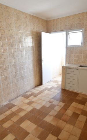 Apartamento à venda com 80m², 2 quartos e 1 vagaCozinha