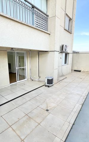 Apartamento à venda com 56m², 2 quartos e 2 vagas Apartamento à venda com 56m², 2 quartos e 2 vagasQuintal